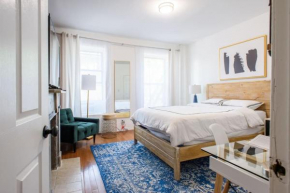 454-3W PRIME location 2BR Newly Furnished sleeps 5